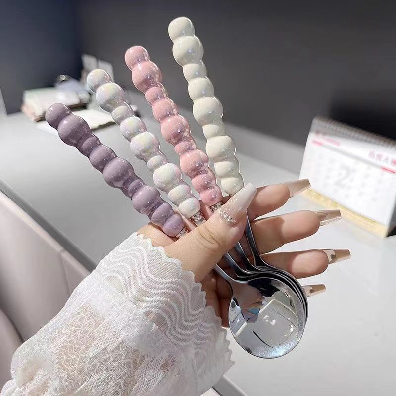 Kitchen Gadgets List - Cucchiaio con manico di perle cucchiai