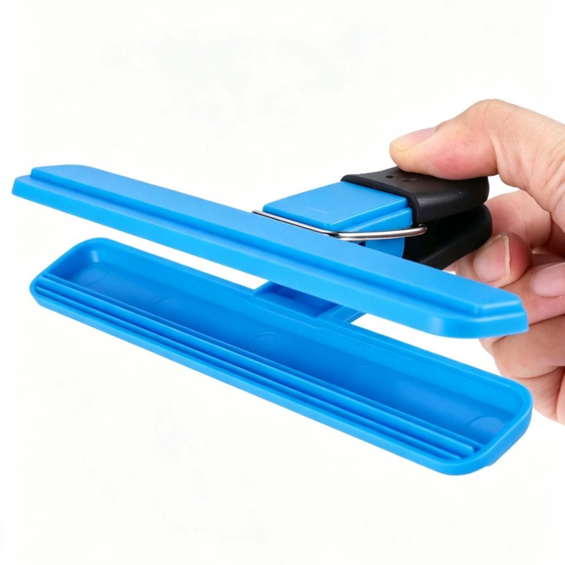 4 Pezzi Clip Portatili in Plas - Kitchen Hanging Gadgets recensione e prezzo